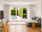 Einziehen, Wohlfühlen, Genießen – Modernes Reihenendhaus mit Pool und EEK A+ in Wittnau - Ausblick Wohnzimmer