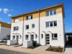 Modernes Neubau-Reihenmittelhaus mit Dachterrasse – Erstbezug in Schallstadt! - Hausansicht