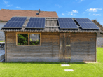 Vielseitiges Zweifamilienhaus mit Pool, separater Wohneinheit und großzügigem Grundstück - Gartenhaus mit Photovoltaikanlage